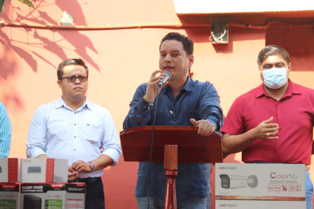 Gobierno De Cunduac N Hace Entrega De Techado En Secundaria En