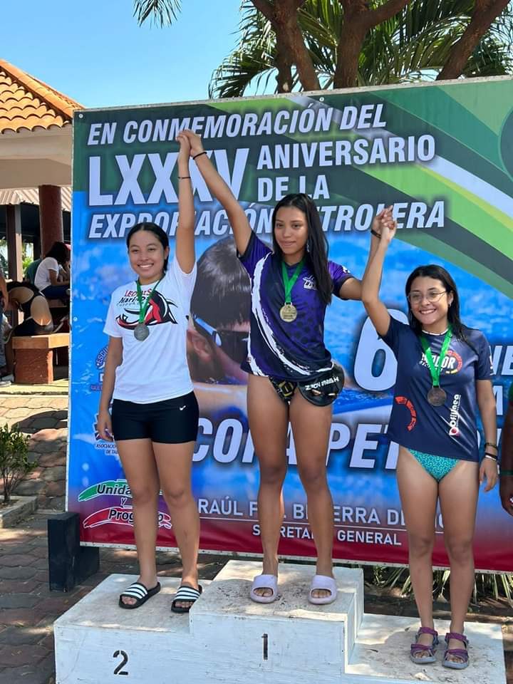 Sigue cosechando triunfos en club de natación 